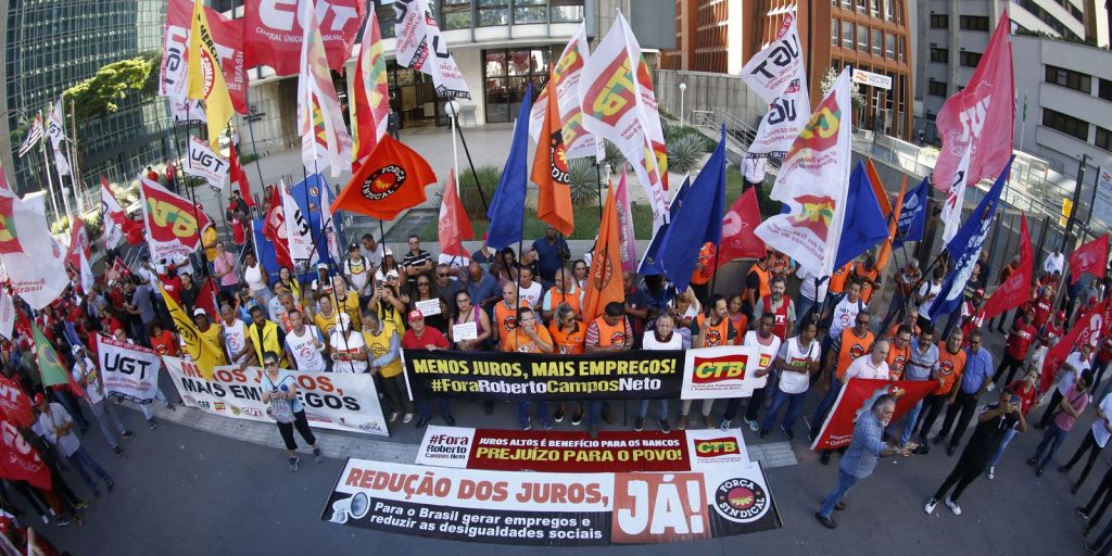 centrais-sindicais-promovem-em-sao-paulo-ato-pela-queda-dos-juros