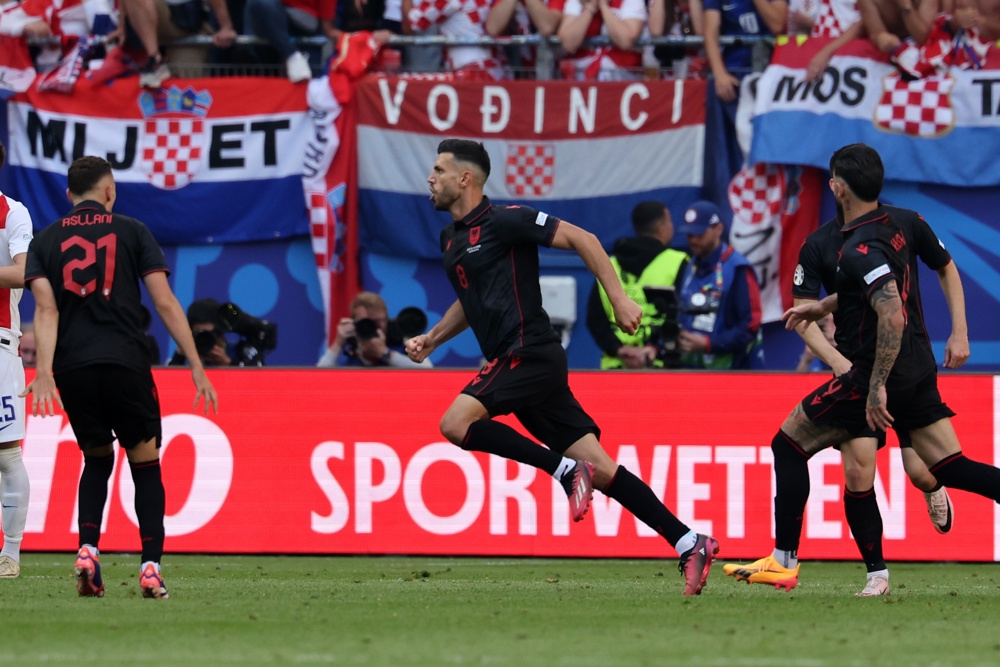 albania-de-sylvinho-arranca-empate-contra-a-croacia-nos-acrescimos-e-conquista-primeiro-ponto-na-eurocopa