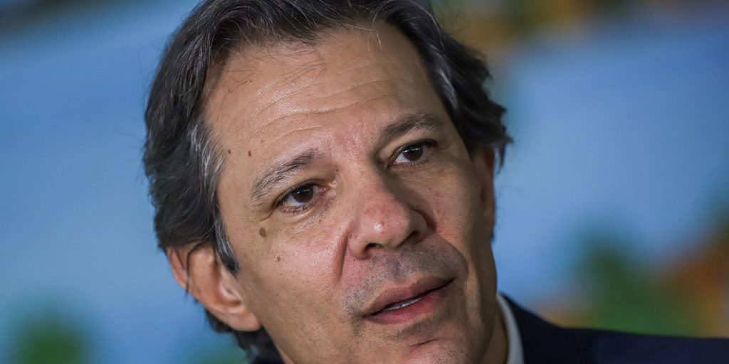 haddad-diz-que-ata-do-copom-reforca-pausa,-nao-fim-do-corte-de-juros