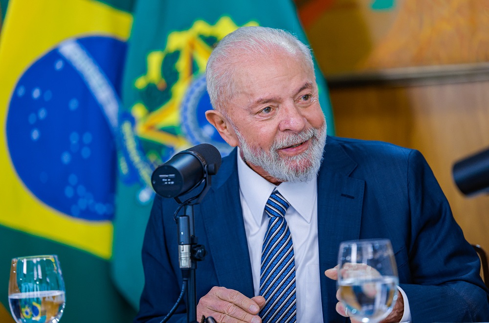 lula-rechaca-desvincular-aposentadoria-do-salario-minimo:-‘se-faco-isso,-nao-vou-para-o-ceu’