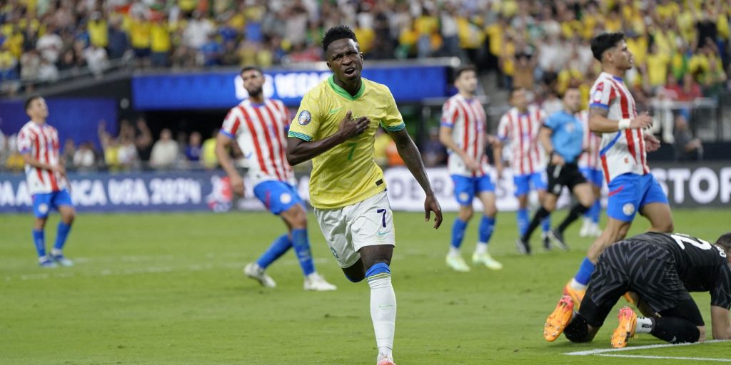 vinicius-junior-brilha-e-brasil-derrota-paraguai-na-copa-america