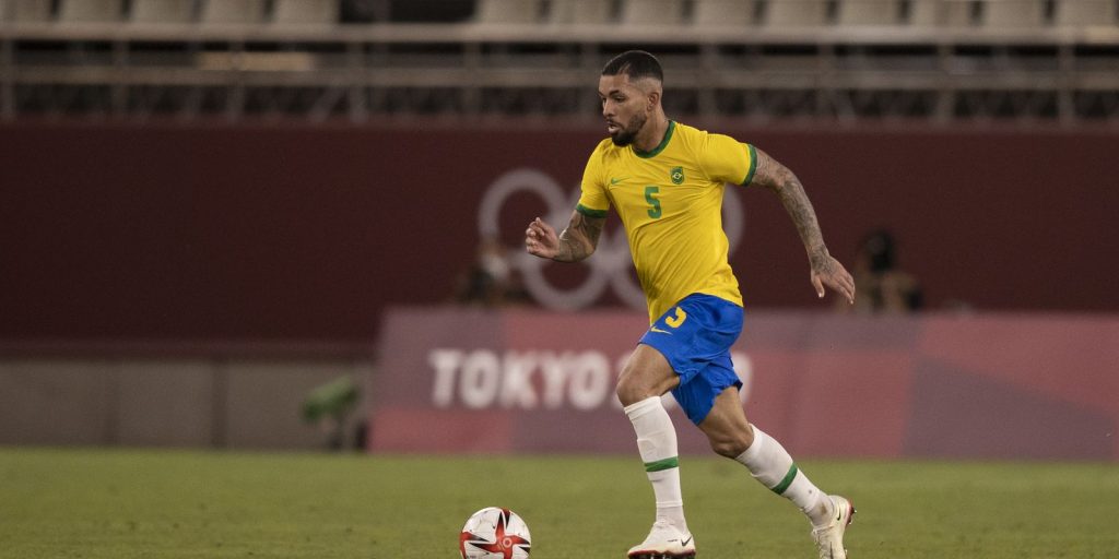 juventus-anuncia-contratacao-do-volante-brasileiro-douglas-luiz