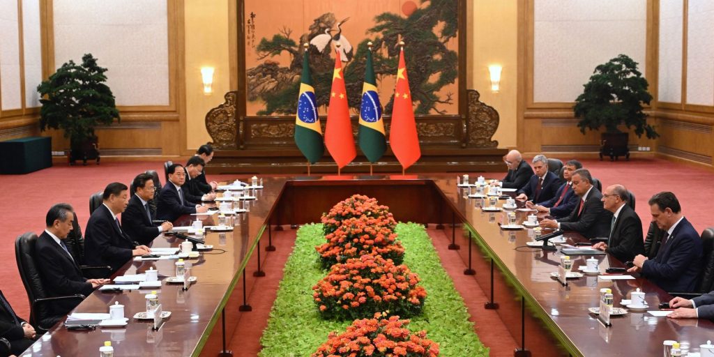 “o-brasil-e-a-china-dos-tropicos”,-diz-alckmin,-em-visita-ao-pais