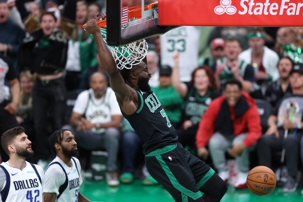 celtics-vence-mavericks-e-abre-vantagem-com-2-a-0-na-final-da-nba