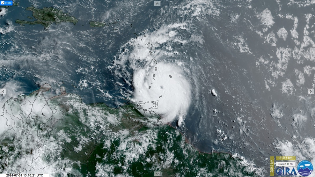 furacao-beryl-desencadeia-ventos-de-quase-270-km/h-e-causa-destruicao-no-caribe