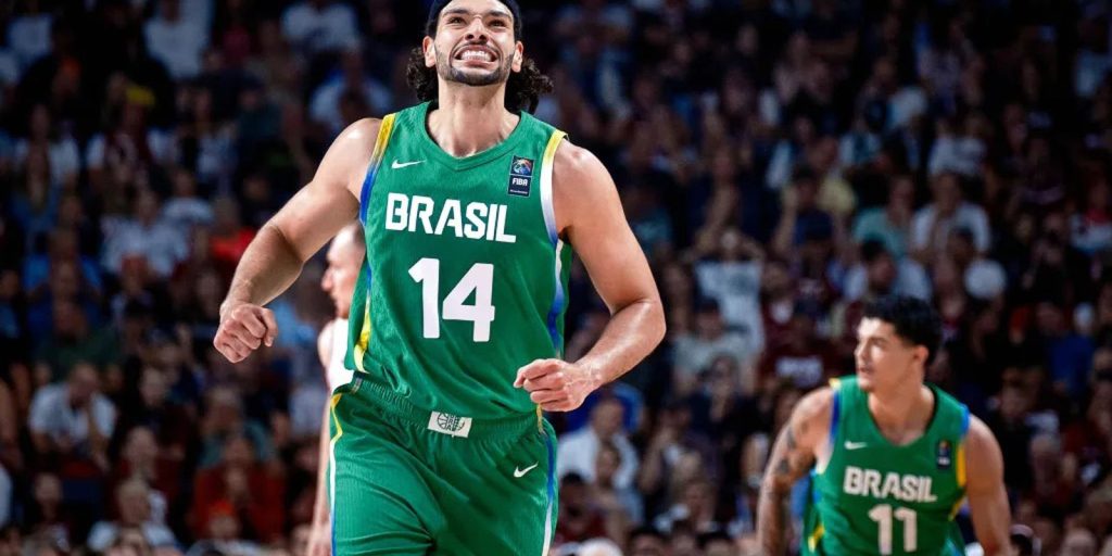 brasil-vence-letonia-e-se-classifica-para-paris-2024-no-basquete