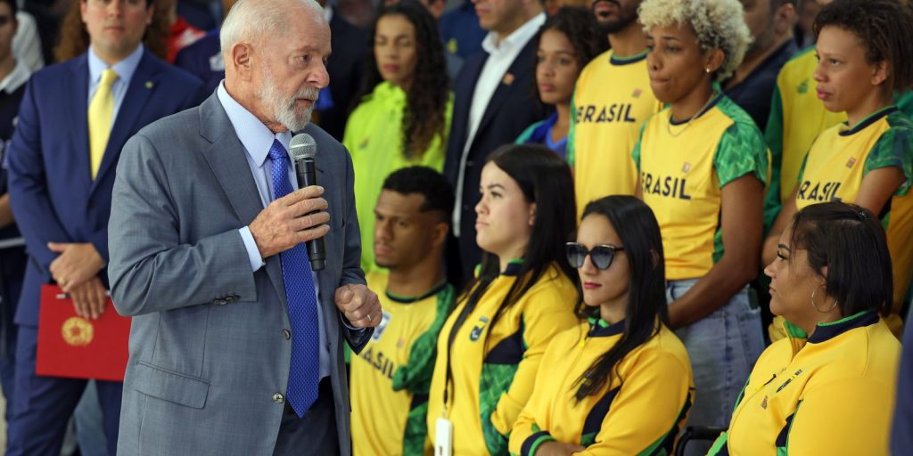 lula-assina-decreto-reajustando-bolsa-atleta-em-10,86%