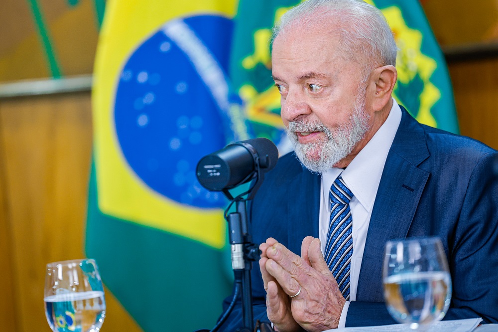 lula-diz-que-violencia-e-‘abominavel’,-mas-que-trump-ira-tirar-proveito-do-atentado-em-campanha