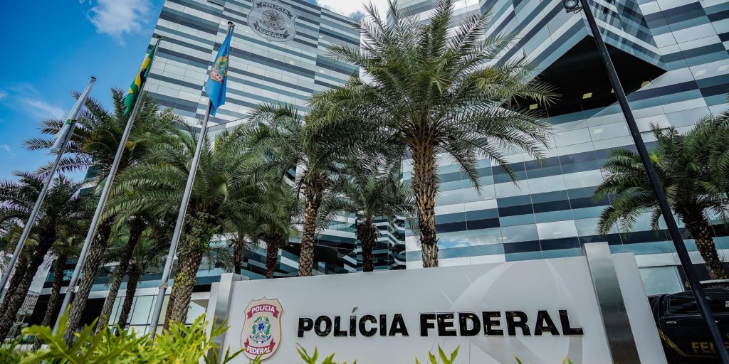 policia-federal-faz-operacao-contra-contrabando-de-botox