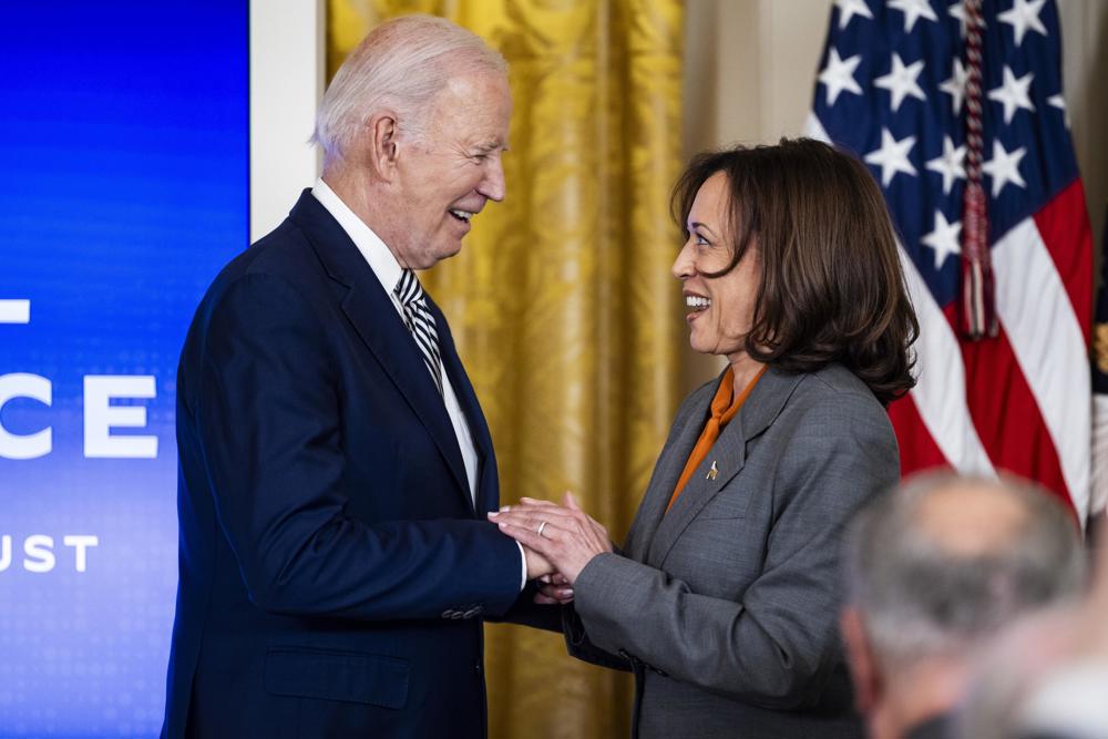 cinco-possiveis-presidenciaveis-do-partido-democrata-desistem-de-candidatura-e-declaram-apoio-a-kamala-harris