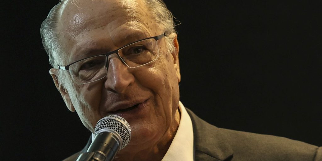 alckmin:-reforma-tributaria-vai-ampliar-investimentos-e-exportacoes