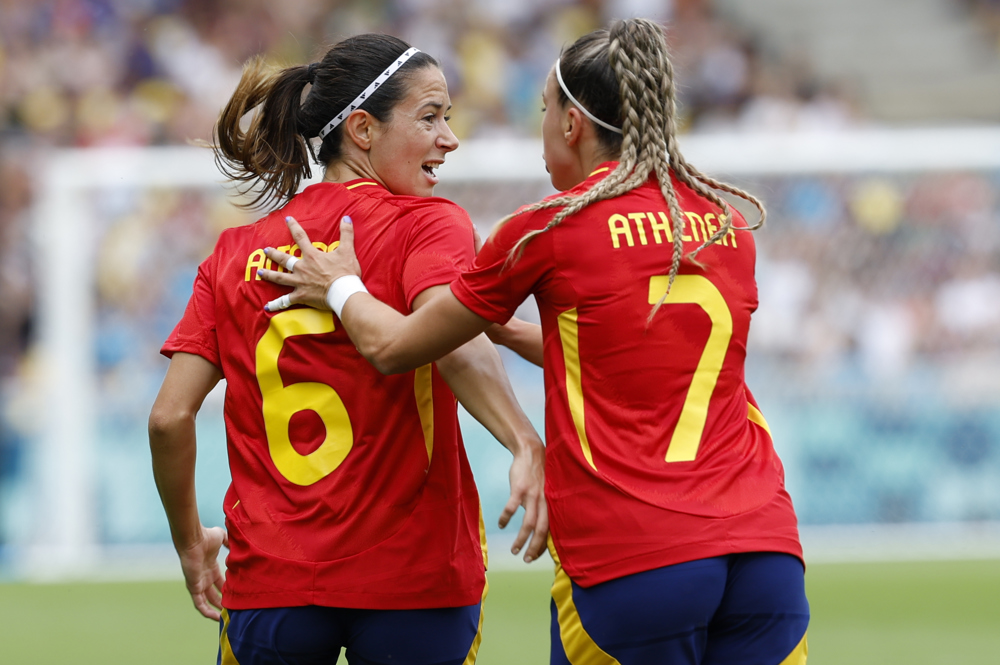 com-gol-da-melhor-jogadora-do-mundo,-espanha-vence-o-japao-na-estreia-do-futebol-feminino