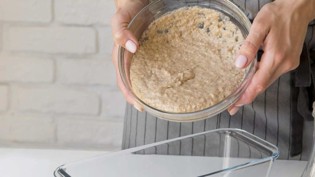 aveioca-de-queijo-e-tomate:-receita-inspirada-em-tapioca-e-feita-com-aveia