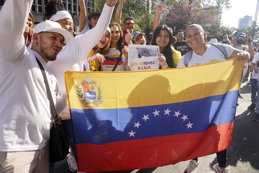 venezuelanos-realizam-manifestacao-pro-democracia-na-avenida-paulista