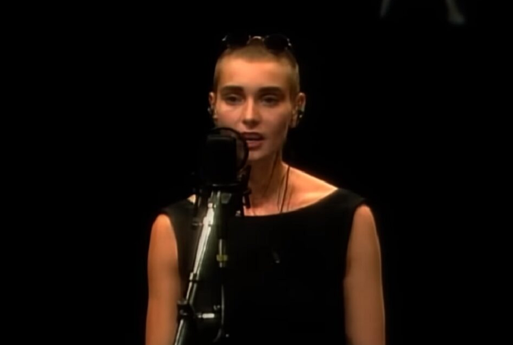 causa-da-morte-da-cantora-sinead-o’connor,-ganhadora-do-grammy,-e-divulgada;-saiba-detalhes