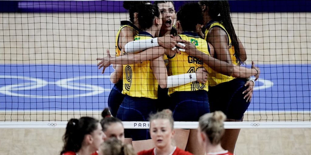 brasil-bate-polonia-para-garantir-melhor-campanha-do-volei-na-1a-fase