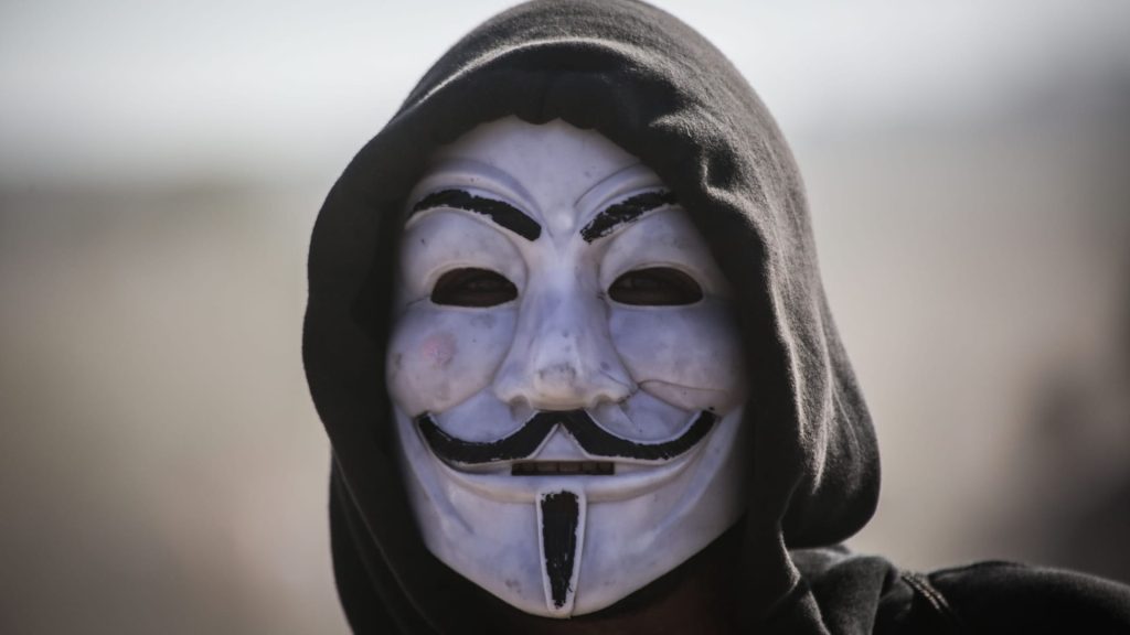 anonymous-derruba-dois-sites-de-pedofilia-na-deep-web