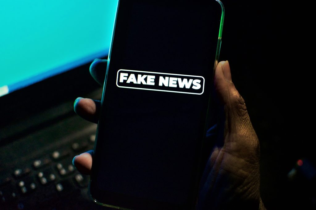 meta-encerra-ferramenta-para-monitoramento-de-fake-news-do-face-e-insta;-saiba-o-motivo