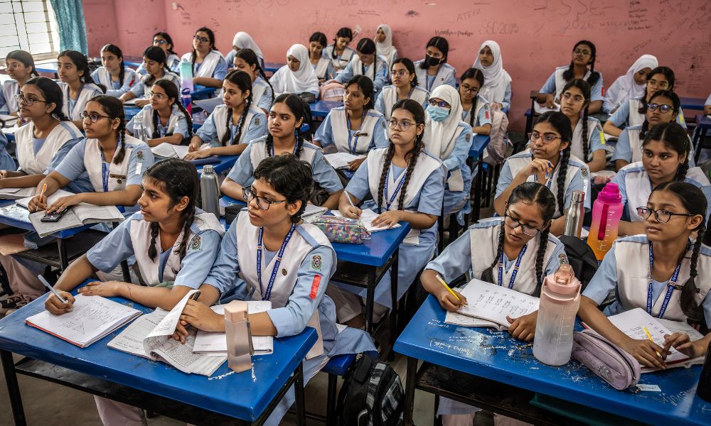 universidades-de-bangladesh-reabrem-apos-terem-sido-fechadas-ha-um-mes-devido-a-dura-repressao-aos-protestos-estudantis