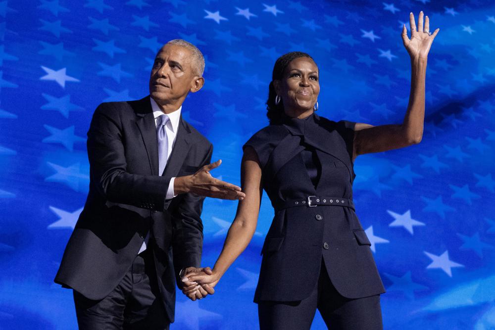 barack-e-michelle-obama-exaltam-kamala-harris-em-convencao-democrata:-‘a-america-esta-pronta’