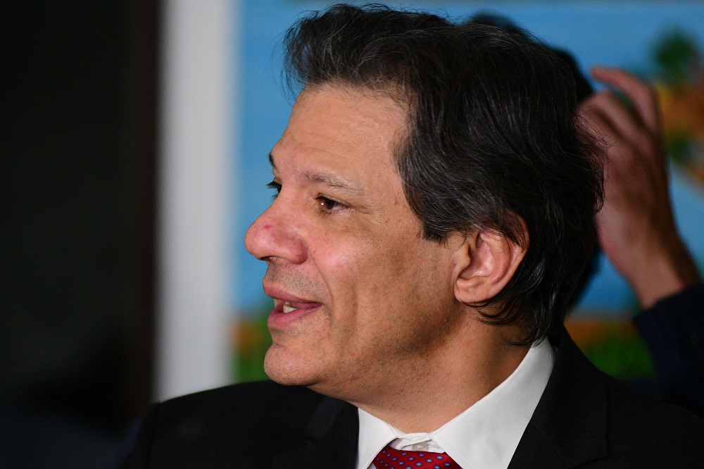 haddad-vai-a-cidade-do-cabo-para-evento-do-ndb,-de-olho-em-moeda-unica,-g20-e-presidencia-dos-brics