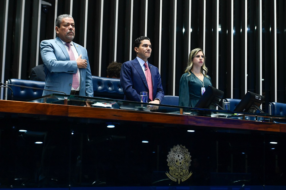 congresso-promulga-pec-que-anistia-multas-eleitorais-de-partidos