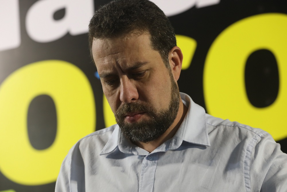 boulos-se-emociona-ao-falar-sobre-acusacoes-de-que-usa-drogas