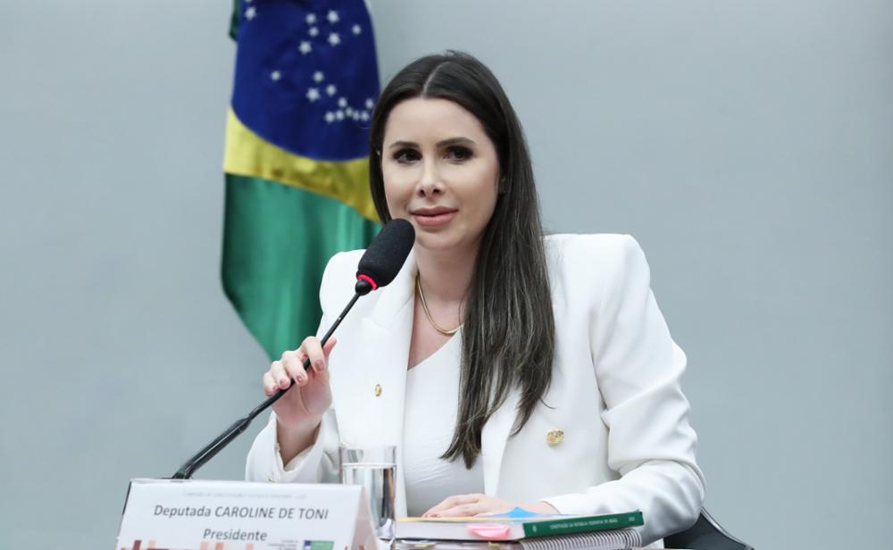 ccj-da-camara-impulsiona-pec-que-anistia-presos-no-8-de-janeiro