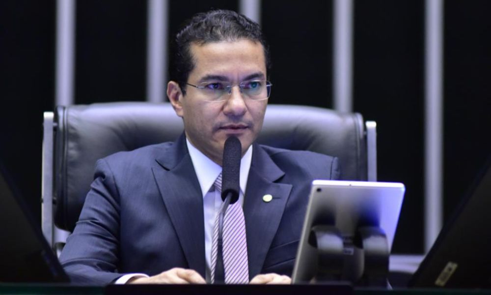 marcos-pereira-desiste-de-candidatura-a-sucessao-da-camara-dos-deputados-e-decide-apoiar-hugo-motta