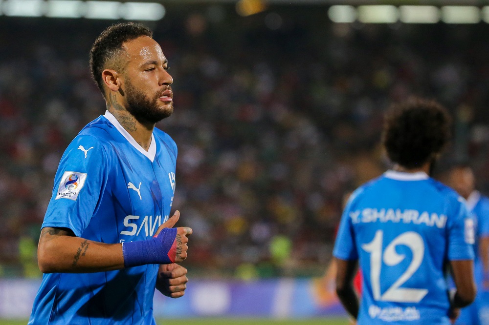 neymar-tera-mais-dois-meses-de-tratamento-antes-de-voltar-a-jogar,-diz-jornal-saudita