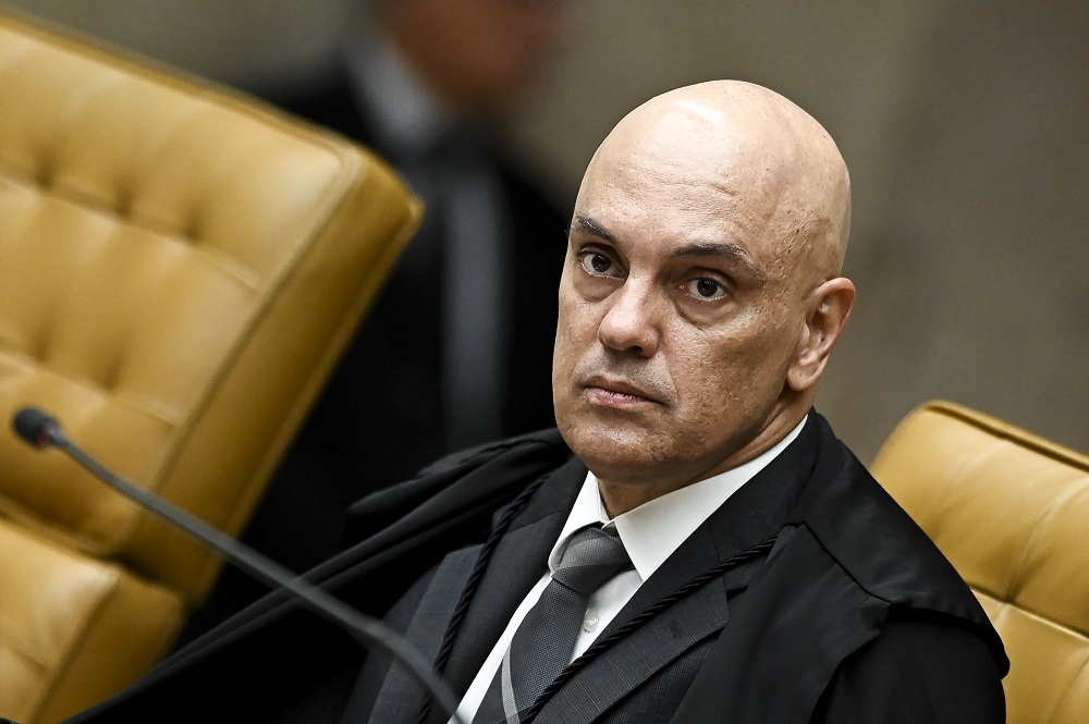 moraes-atende-gonet-e-manda-peritos-avaliarem-explicacoes-do-x-sobre-lives-de-perfis-suspensos