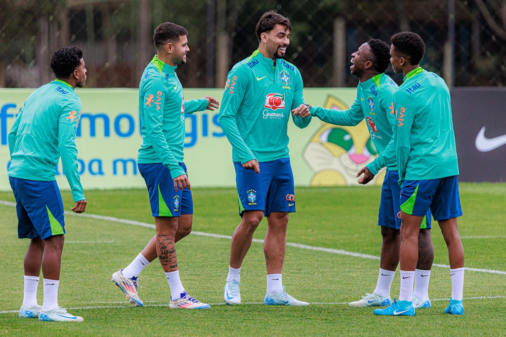 brasil-enfrenta-paraguai-em-assuncao-buscando-melhorar-futebol-apresentado-nas-eliminatorias