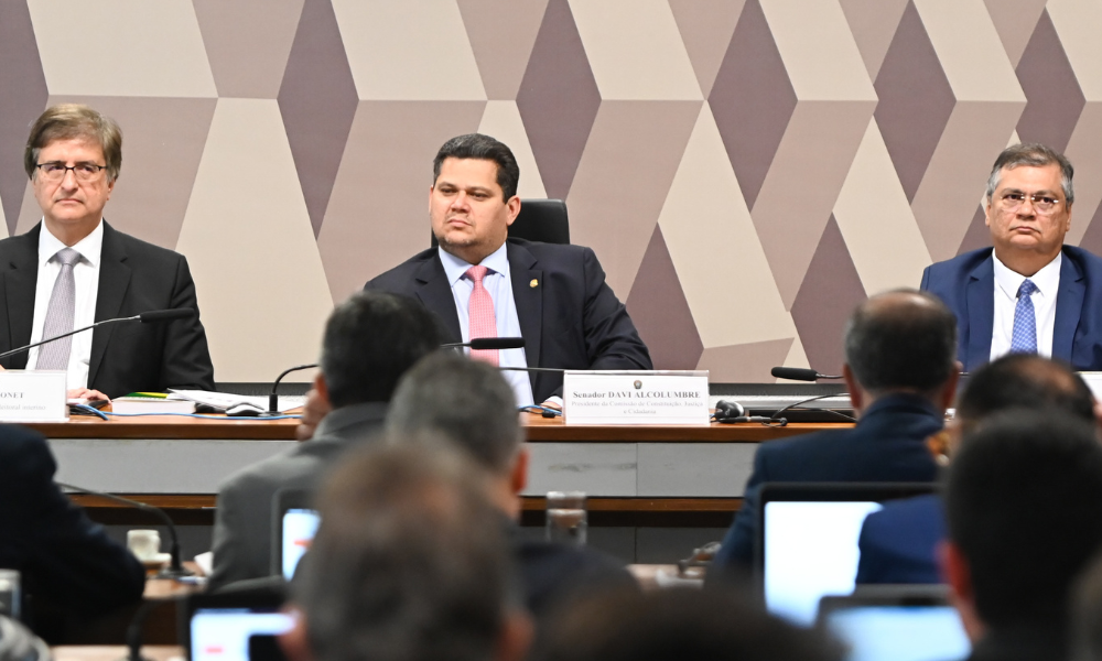 pgr-denuncia-deputados-por-desvio-de-emendas-parlamentares-no-maranhao