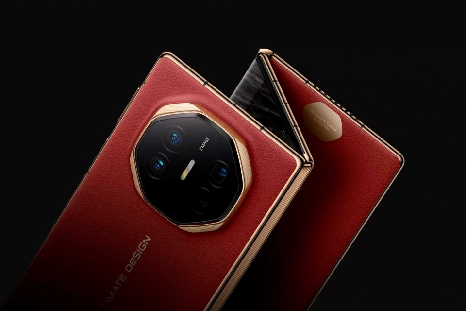 huawei-mate-xt:-celular-dobravel-em-tres-partes-chega-a-custar-us$-10-mil-na-china