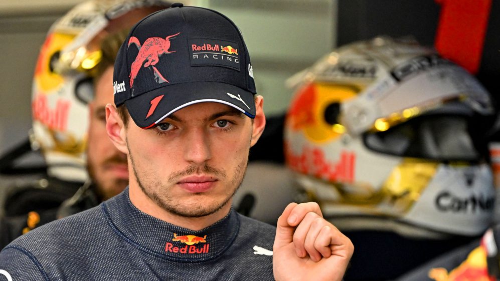 verstappen-e-punido-por-usar-palavrao-em-entrevista-coletiva