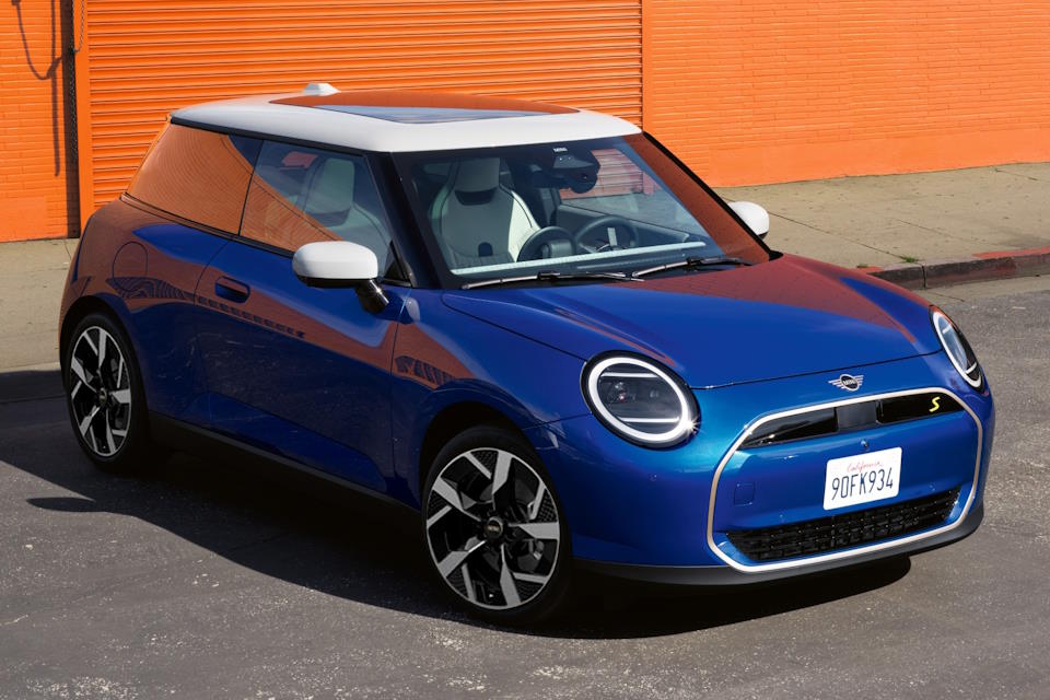 mini-confirma-novos-cooper-e-e-se-100%-eletricos-para-o-brasil