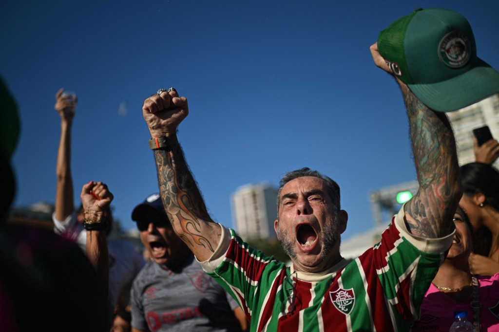 presidente-do-fluminense-banca-mano-menezes-apos-torcida-ir-ao-ct-protestar:-‘temos-confianca’