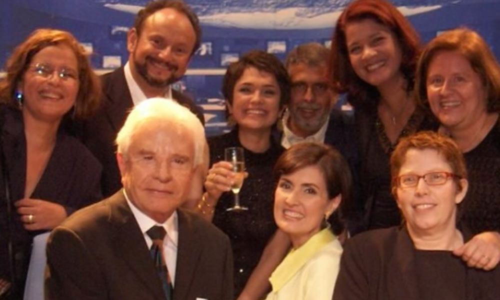 ana-maria-braga,-sandra-annenberg,-fatima-bernardes-e-william-bonner-prestam-homenagem-para-cid-moreira