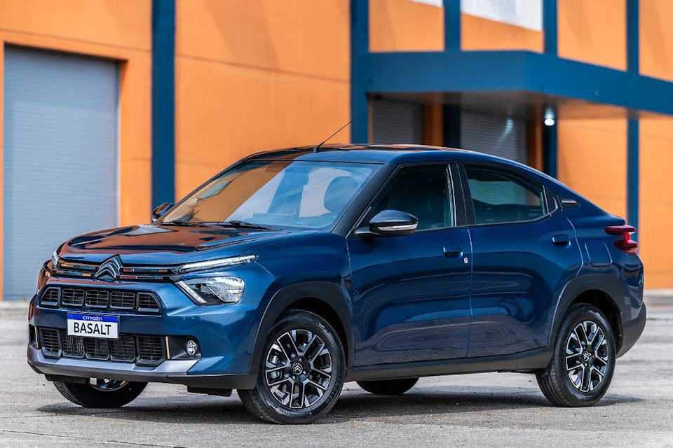 novo-citroen-basalt-chega-em-tres-versoes-a-partir-de-r$96.990;-confira