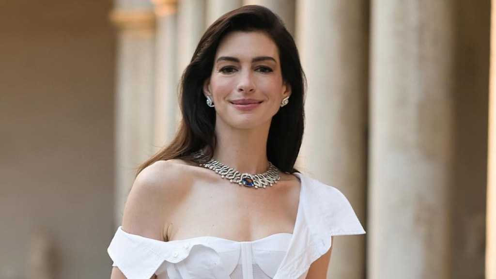 anne-hathaway-confirma-producao-de-‘o-diario-da-princesa-3’