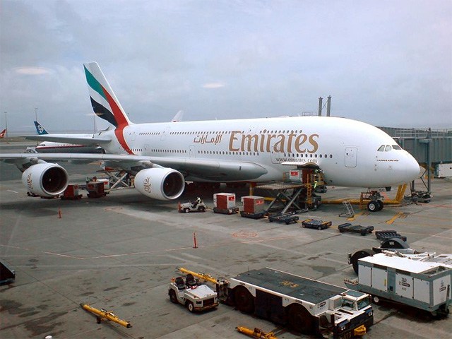 emirates-proibe-pagers-e-walkie-talkies-em-voos-apos-ataques-no-libano