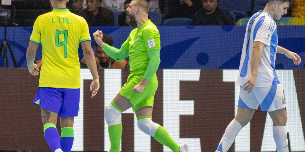 selecao-brasileira-conquista-o-hexa-da-copa-do-mundo-de-futsal