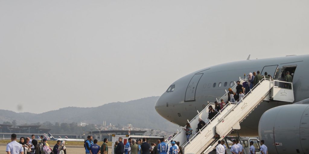 aeronave-parte-de-sp-para-terceiro-voo-de-repatriacao-de-brasileiros