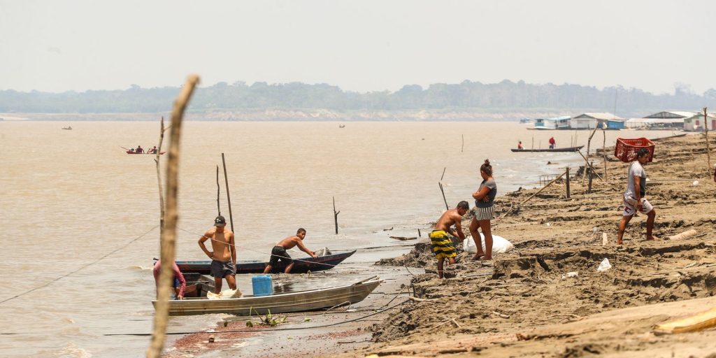 governo-concede-auxilio-a-pescadores-afetados-por-seca-na-regiao-norte