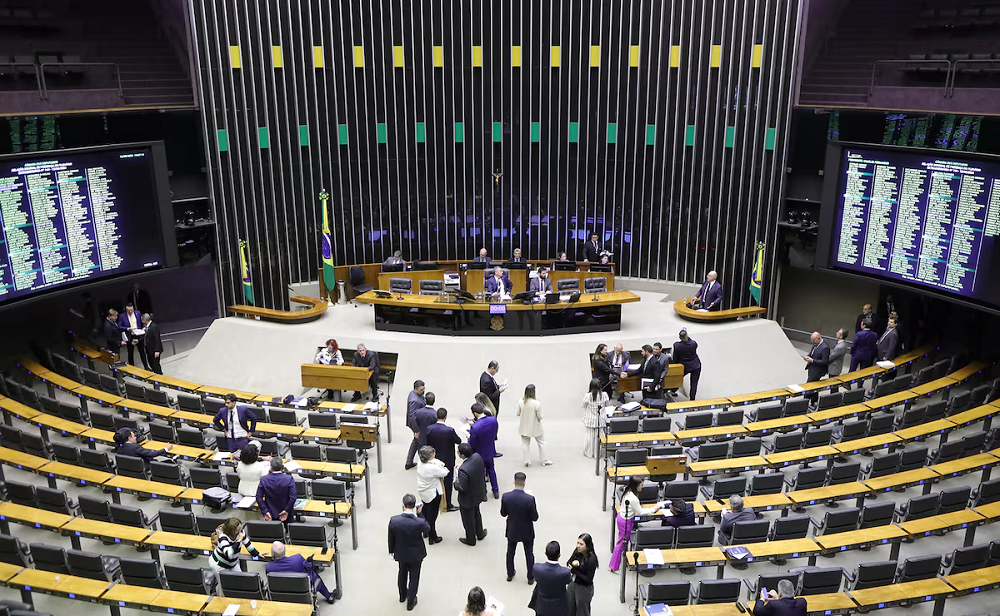 camara-dos-deputados-discute-regulamentacao-de-apostas-online-e-anistia-para-manifestantes-do-oito-de-janeiro