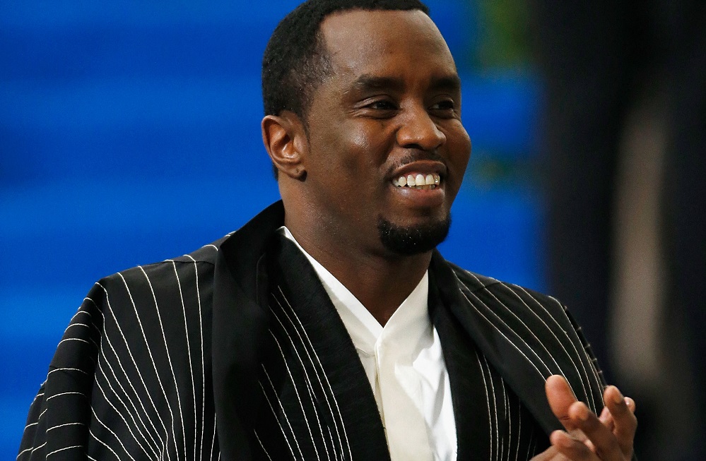 diddy-se-apresenta-em-tribunal-e-julgamento-e-agendado-para-maio-de-2025