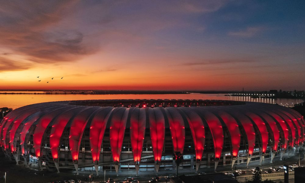 inter-esgota-ingresso-do-gre-nal-em-26-minutos-e-espera-recorde-de-publico-no-beira-rio 