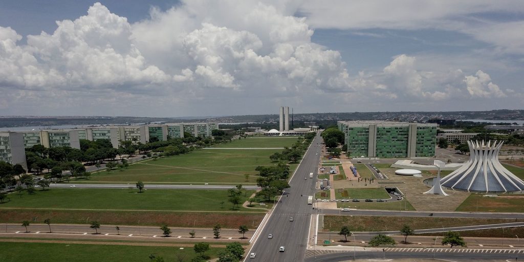 governo-federal-prepara-reforma-administrativa