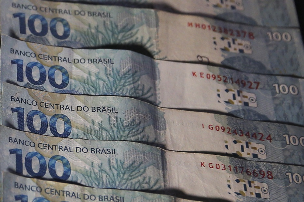 mercado-financeiro-preve-inflacao-acima-do-teto-no-brasil-pela-primeira-vez-em-2024