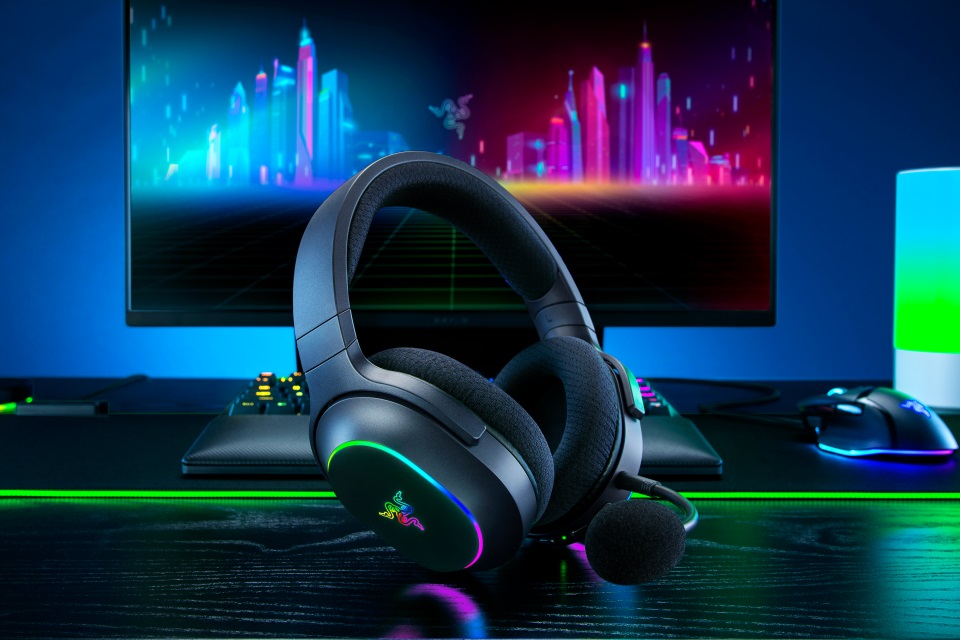 razer-barracuda-x-chroma-e-novo-headset-com-rgb-imersivo-e-bateria-de-70h